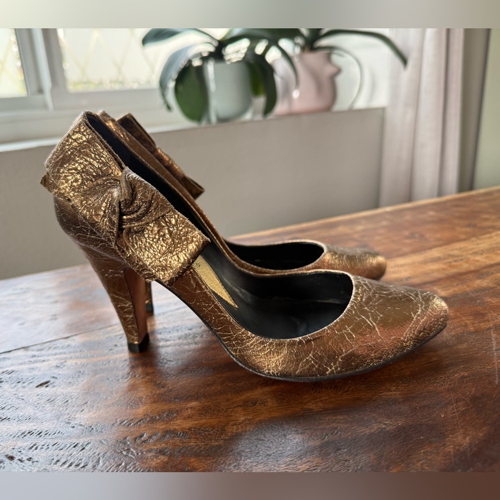 Diego Di Lucca Heels View 2